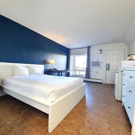 ווייטקורט Cloud 9 Inn מראה חיצוני תמונה