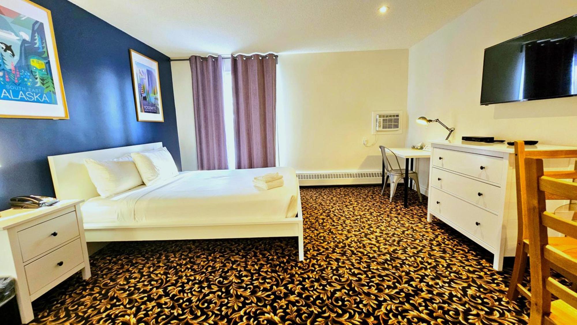 ווייטקורט Cloud 9 Inn מראה חיצוני תמונה